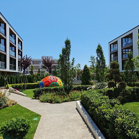 Raya Apartment Atlantis Atmosphere Burgas Exterior foto